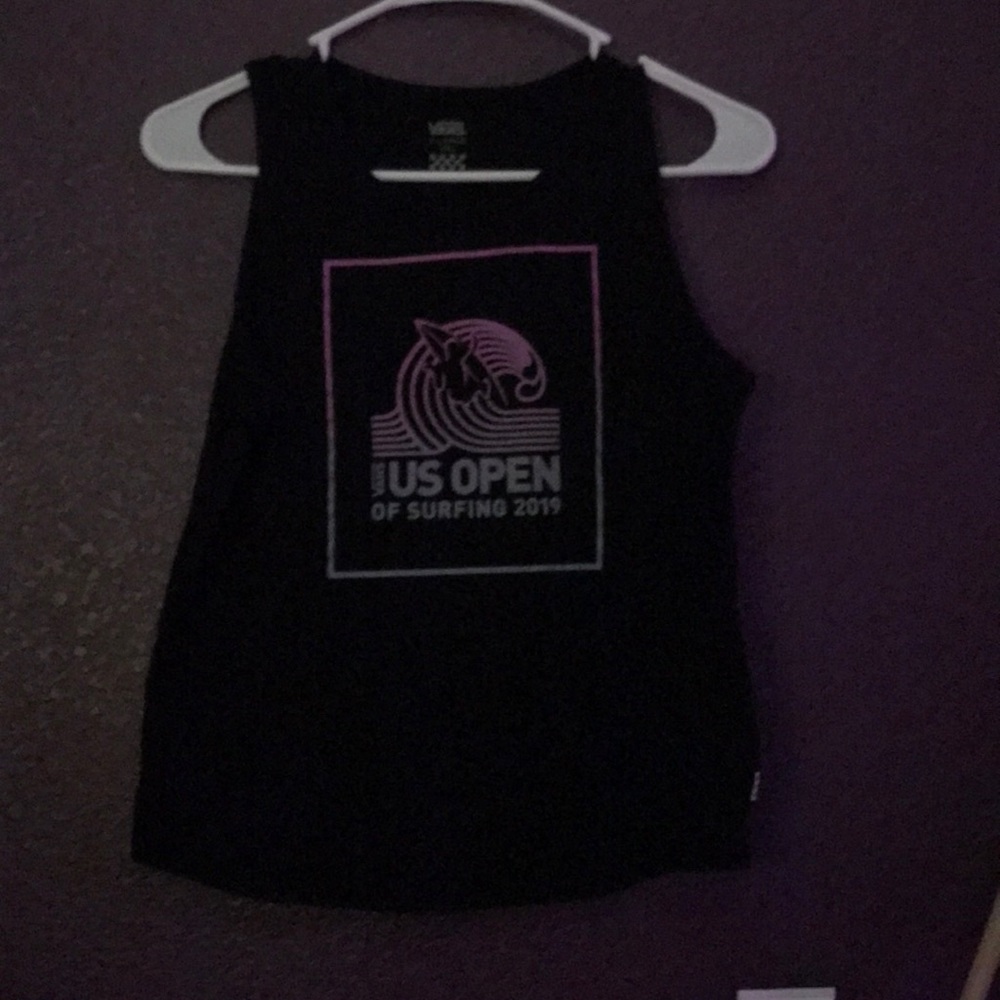 VANS TANK